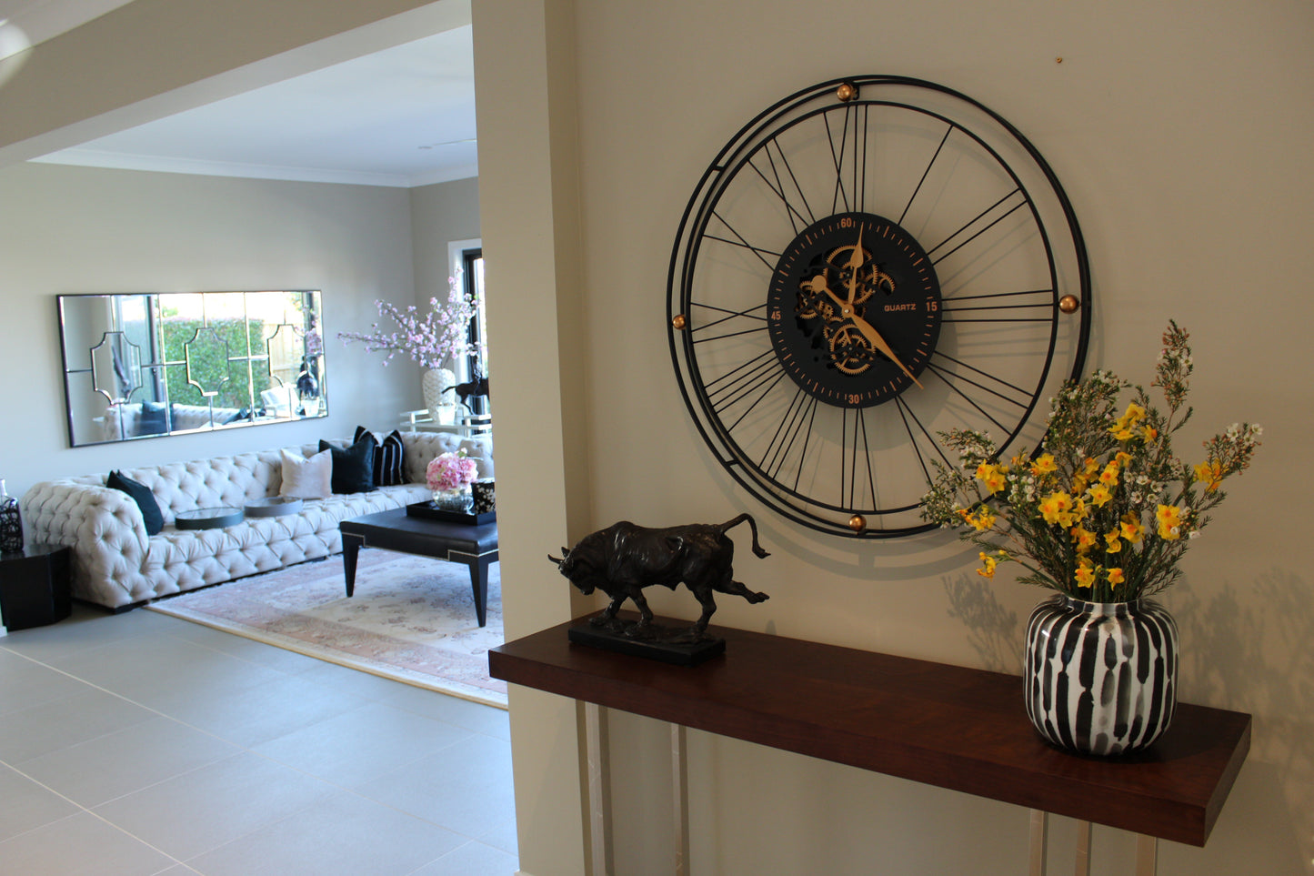 QUARTZ 90.5 Cm Moving Gear Wall Clock