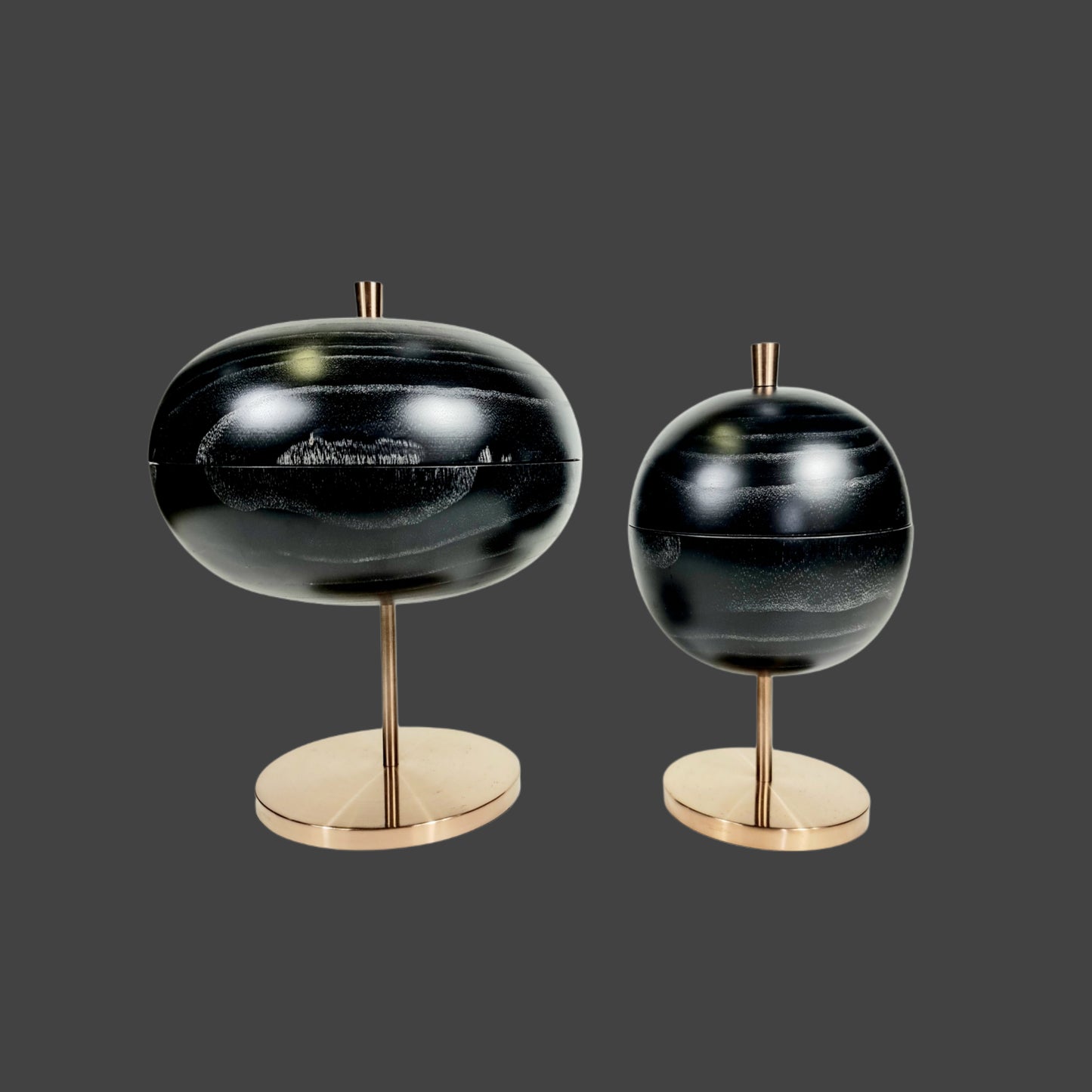 Onyx Bowl On Copper Footing