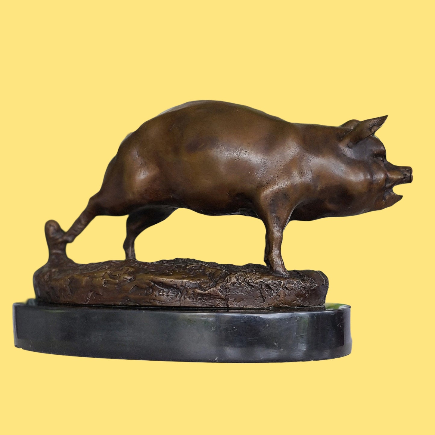Early 20th Century French Bronze Pig Sculpture On Marble Base