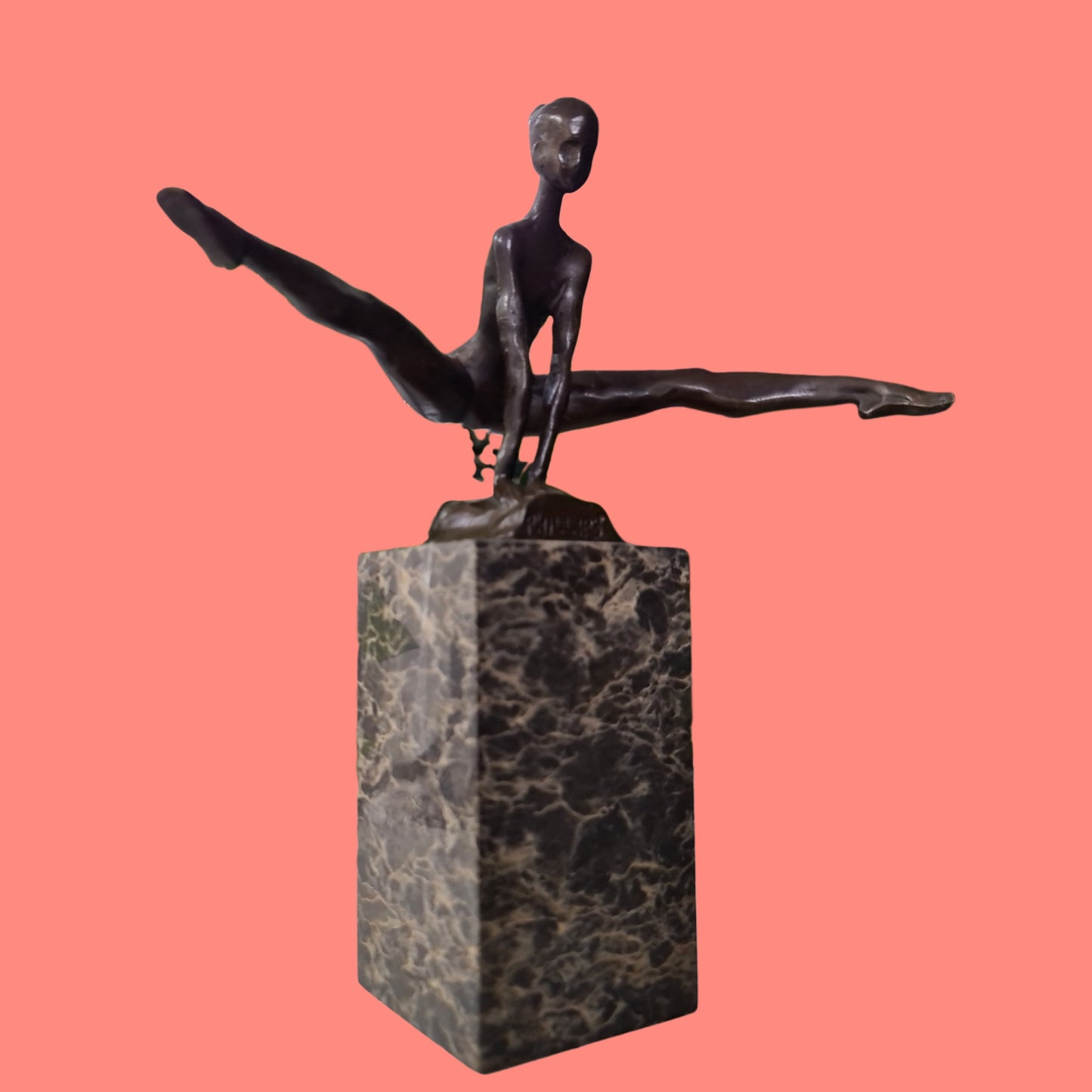 GYMNAST Sports Athlete Female Bronze statue Athletic sculpture