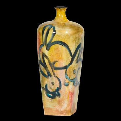 Handpanitned Vase Rabbits