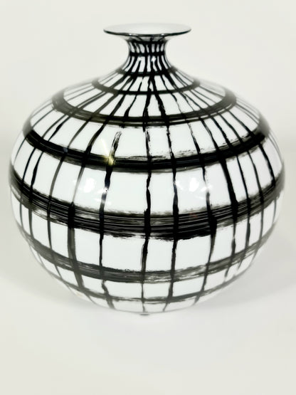 Hand painted Graphic Black and White Vase with Open Mouth