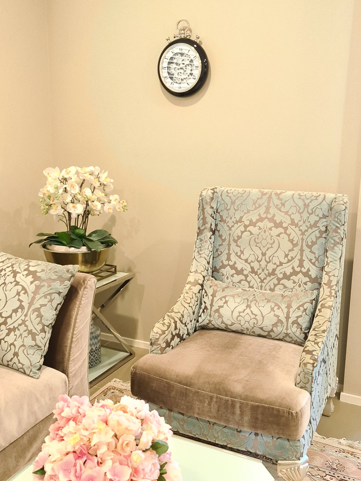 Roman Numeral 40 Cm Exposed Oval Gear Moving Mirror Clock