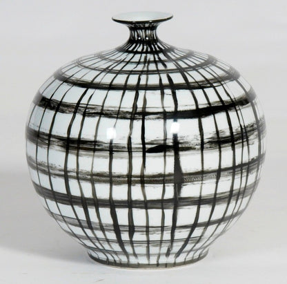 Hand painted Graphic Black and White Vase with Open Mouth