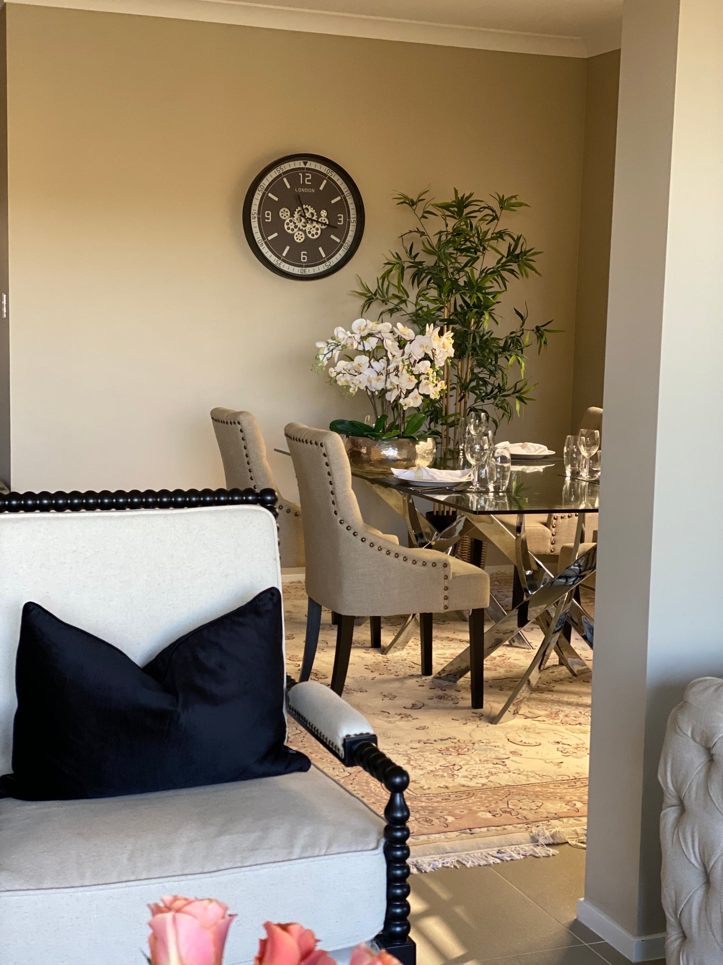 London Classic 59.5 Cm Moving Gear Wall Clock