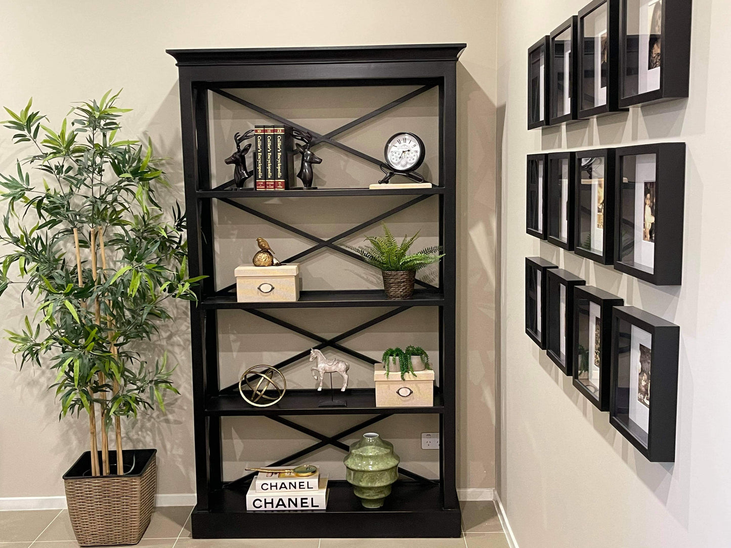 Antoine De Praiteau 21 Cm Moving Gear Table Clockw